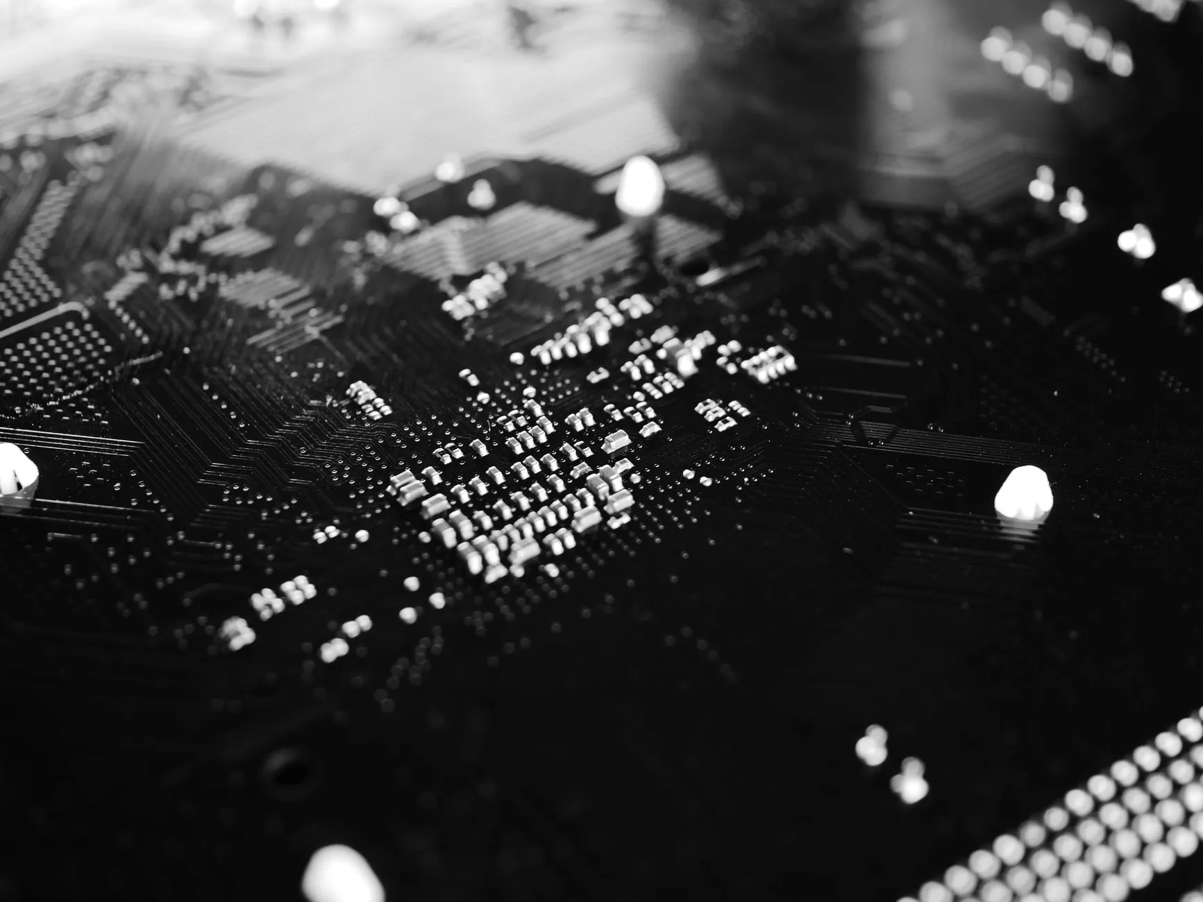 杭州贴片电阻选型指南:SMT产线常用封装与精度对照正文配图 1